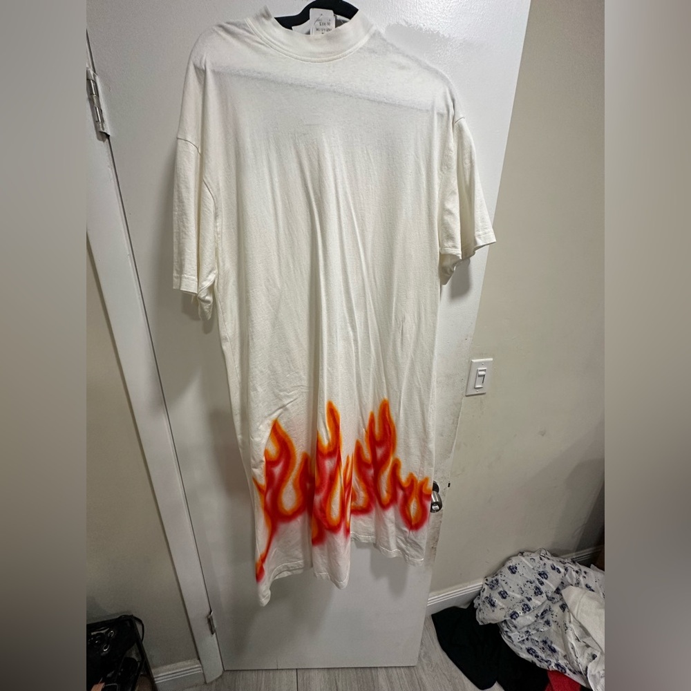 Palm Angels White Midi Dress with Red and Orange Flame Design